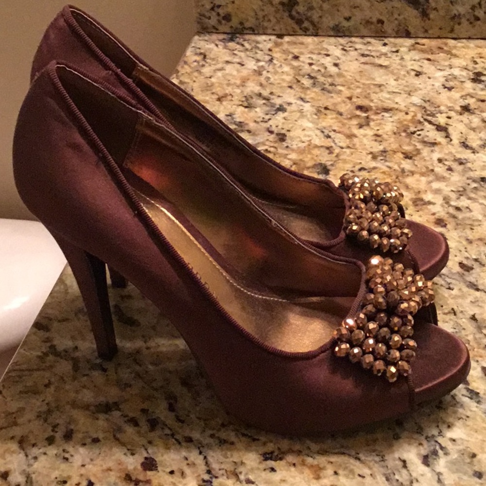 Chinese Laundry. Size 7-1/2. New no tags